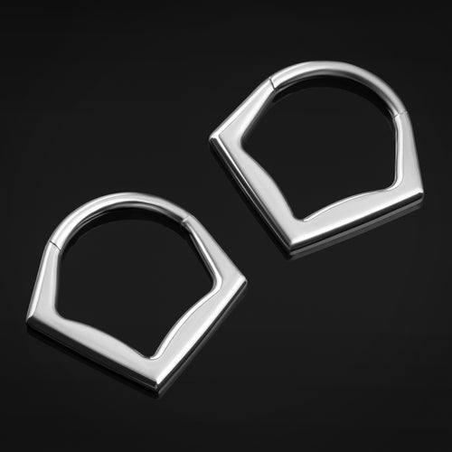 Septum Clicker, Silver, Chevron Pointed, ASTM F136 Titanium